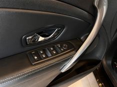 RENAULT FLUENCE 2.0 DYNAMIQUE PLUS 16V 2017/2018 AUTOGRIF MOTORS CAMPO BOM / Carros no Vale