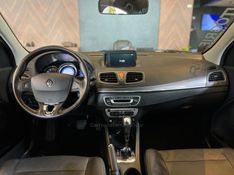 RENAULT FLUENCE 2.0 DYNAMIQUE PLUS 16V 2017/2018 AUTOGRIF MOTORS CAMPO BOM / Carros no Vale