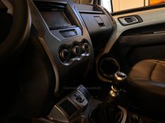 TROLLER T4 3.2 TDI 4X4 20V TURBO INTERCOOLER 2015/2015 AUTOGRIF MOTORS CAMPO BOM / Carros no Vale