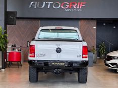 VOLKSWAGEN AMAROK 2.0 HIGHLINE 4X4 CD 16V TURBO INTERCOOLER 2015/2016 AUTOGRIF MOTORS CAMPO BOM / Carros no Vale