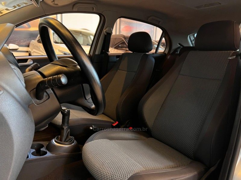 VOLKSWAGEN GOL 1.6 MI POWER 8V 2010/2011 AUTOGRIF MOTORS CAMPO BOM / Carros no Vale