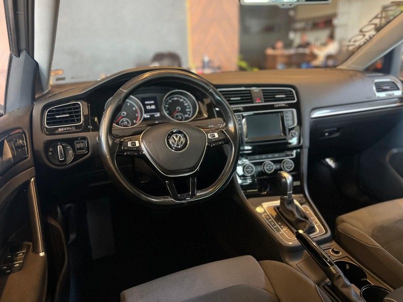VOLKSWAGEN GOLF 1.4 TSI HIGHLINE 16V 2015/2015 AUTOGRIF MOTORS CAMPO BOM / Carros no Vale