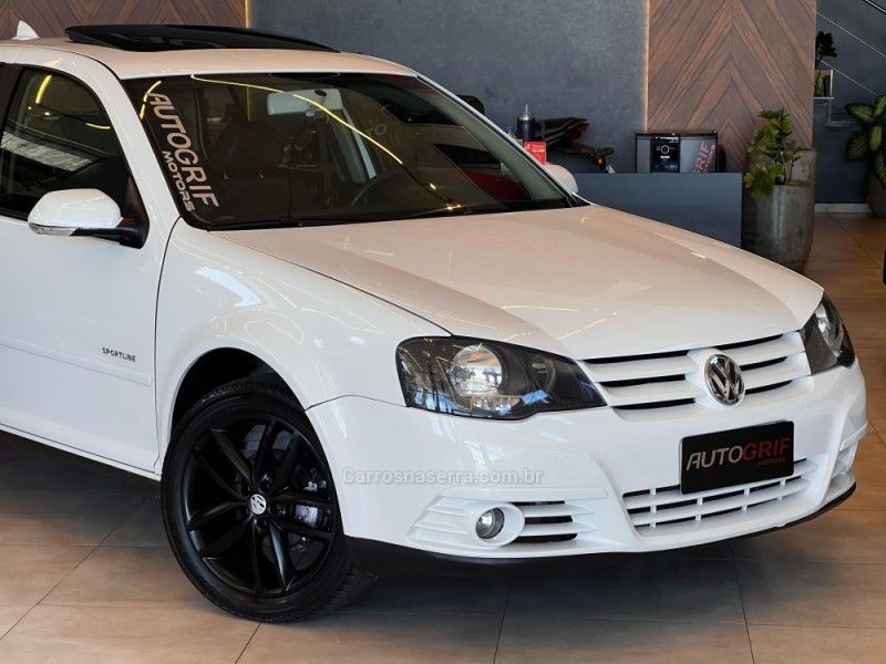 VOLKSWAGEN GOLF 1.6 MI SPORT 8V 2010/2010 AUTOGRIF MOTORS CAMPO BOM / Carros no Vale