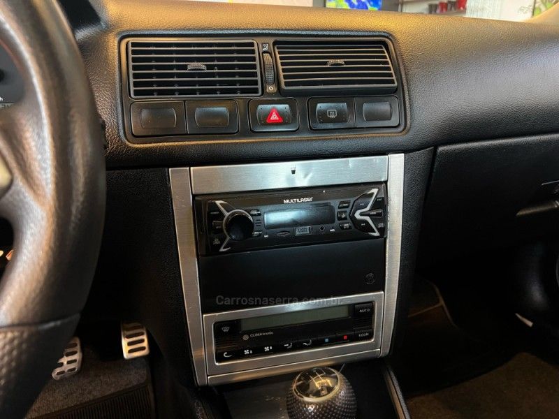 VOLKSWAGEN GOLF 1.6 MI SPORT 8V 2010/2010 AUTOGRIF MOTORS CAMPO BOM / Carros no Vale