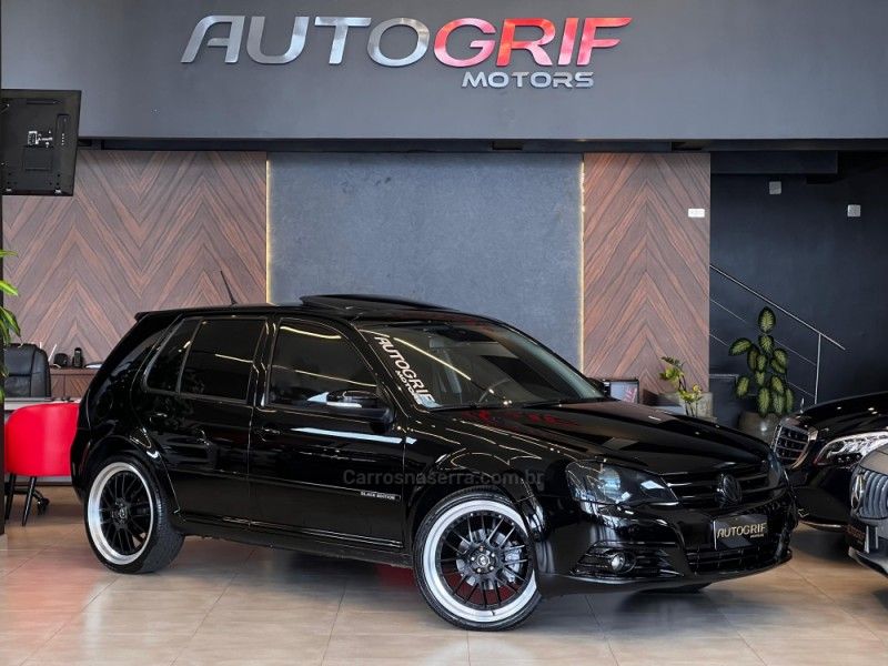 VOLKSWAGEN GOLF 2.0 MI BLACK EDITION 8V TIPTRONIC 2012/2013 AUTOGRIF MOTORS CAMPO BOM / Carros no Vale