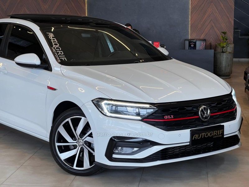 VOLKSWAGEN JETTA 2.0 16V TSI GLI 350 2019/2019 AUTOGRIF MOTORS CAMPO BOM / Carros no Vale