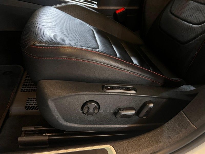 VOLKSWAGEN JETTA 2.0 16V TSI GLI 350 2019/2019 AUTOGRIF MOTORS CAMPO BOM / Carros no Vale