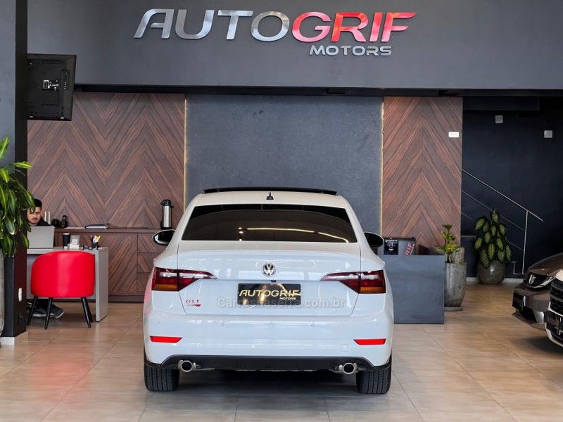 VOLKSWAGEN JETTA 2.0 16V TSI GLI 350 2019/2019 AUTOGRIF MOTORS CAMPO BOM / Carros no Vale