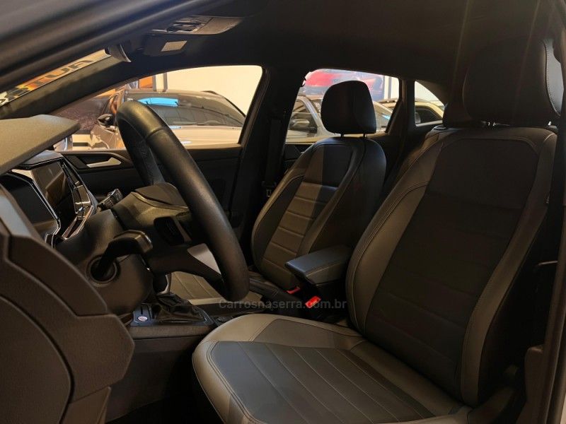 VOLKSWAGEN NIVUS 1.0 TSI HIGHLINE 2023/2024 AUTOGRIF MOTORS CAMPO BOM / Carros no Vale