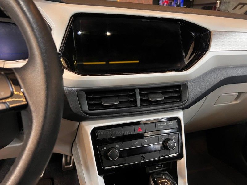 VOLKSWAGEN T-CROSS 1.4 HIGHLINE TSI 16V 2021/2021 AUTOGRIF MOTORS CAMPO BOM / Carros no Vale