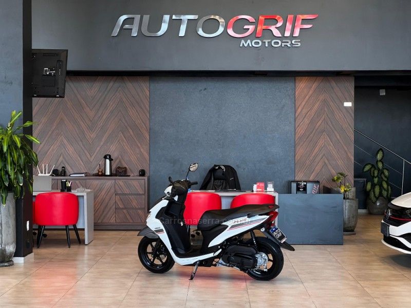 YAMAHA FLUO 125 ABS 2023/2024 AUTOGRIF MOTORS CAMPO BOM / Carros no Vale