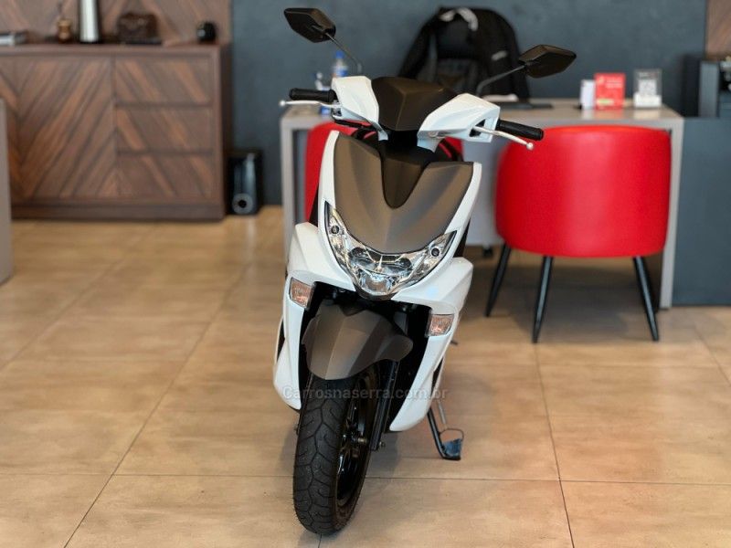 YAMAHA FLUO 125 ABS 2023/2024 AUTOGRIF MOTORS CAMPO BOM / Carros no Vale