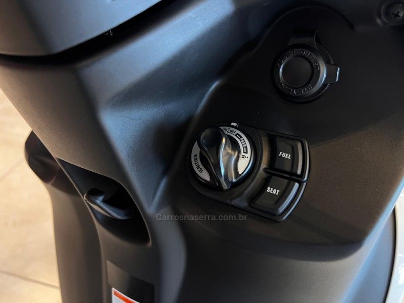 YAMAHA FLUO 125 ABS 2023/2024 AUTOGRIF MOTORS CAMPO BOM / Carros no Vale