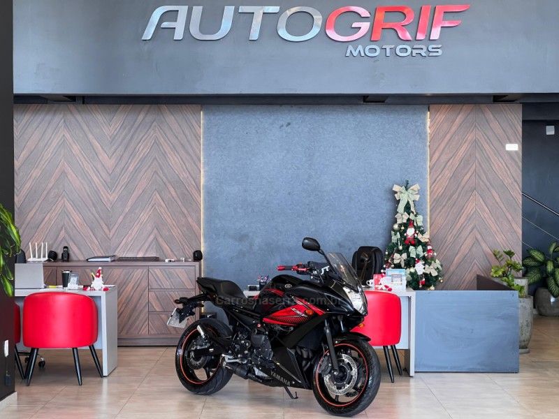 YAMAHA XJ6 F ABS 2011/2012 AUTOGRIF MOTORS CAMPO BOM / Carros no Vale