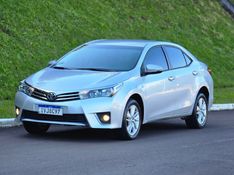 Toyota Corolla GLi 1.8 16V 2014/2015 AUTO NÍVEL VEÍCULOS SANTA CRUZ DO SUL / Carros no Vale