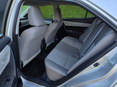 Toyota Corolla GLi 1.8 16V 2014/2015 AUTO NÍVEL VEÍCULOS SANTA CRUZ DO SUL / Carros no Vale