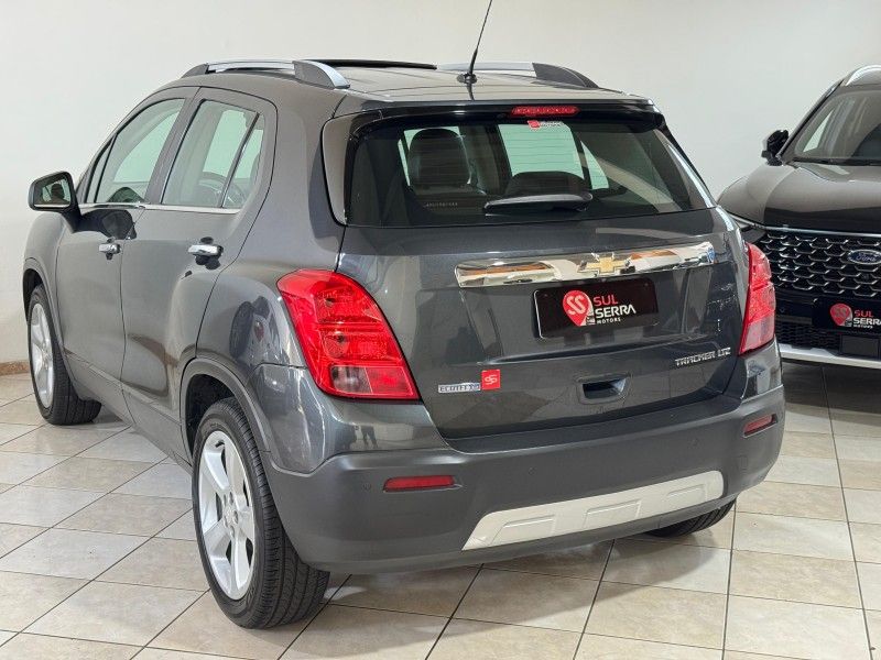 CHEVROLET TRACKER 1.8 MPFI LTZ 4X2 16V 2015/2015 SUL SERRA MOTORS CAXIAS DO SUL / Carros no Vale