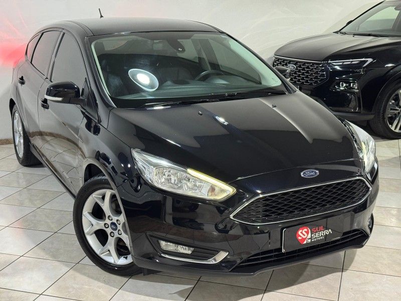 FORD FOCUS 2.0 SE PLUS 16V 2016/2017 SUL SERRA MOTORS CAXIAS DO SUL / Carros no Vale
