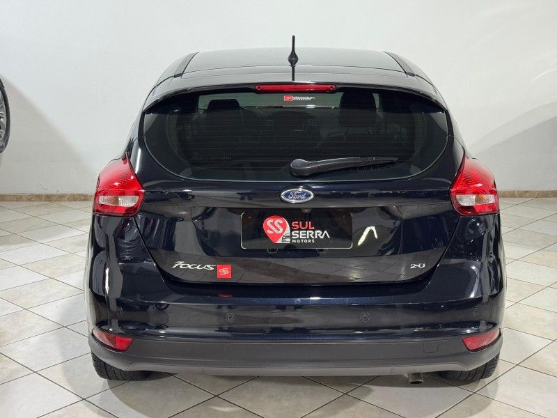 FORD FOCUS 2.0 SE PLUS 16V 2016/2017 SUL SERRA MOTORS CAXIAS DO SUL / Carros no Vale