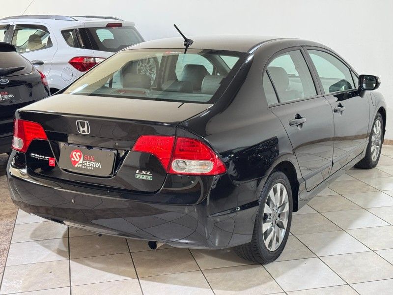 HONDA CIVIC 1.8 LXL SE 16V 2010/2010 SUL SERRA MOTORS CAXIAS DO SUL / Carros no Vale