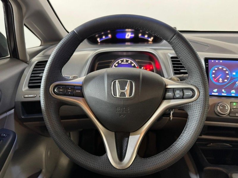 HONDA CIVIC 1.8 LXL SE 16V 2010/2010 SUL SERRA MOTORS CAXIAS DO SUL / Carros no Vale