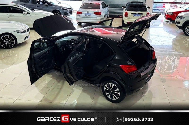 CHEVROLET ONIX 1.4 MPFI LTZ 8V 2014/2014 GARCEZ VEÍCULOS BENTO GONÇALVES / Carros no Vale