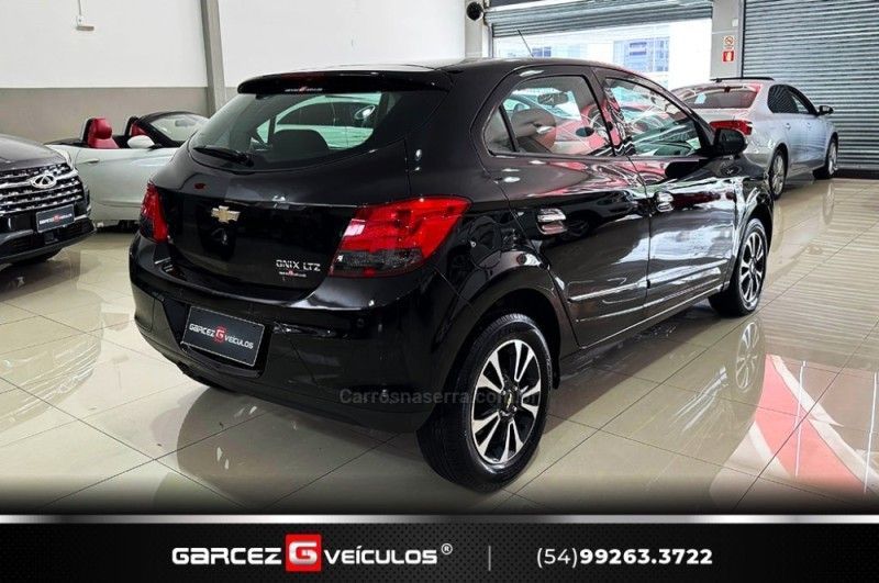 CHEVROLET ONIX 1.4 MPFI LTZ 8V 2014/2014 GARCEZ VEÍCULOS BENTO GONÇALVES / Carros no Vale