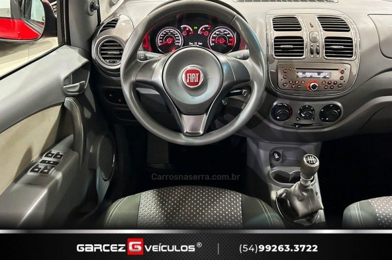 FIAT GRAND SIENA 1.6 MPI ESSENCE 16V 2014/2014 GARCEZ VEÍCULOS BENTO GONÇALVES / Carros no Vale