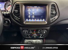 JEEP COMPASS 2.0 16V TRAILHAWK 4X4 2017/2018 GARCEZ VEÍCULOS BENTO GONÇALVES / Carros no Vale
