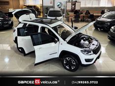 JEEP COMPASS 2.0 16V TRAILHAWK 4X4 2017/2018 GARCEZ VEÍCULOS BENTO GONÇALVES / Carros no Vale