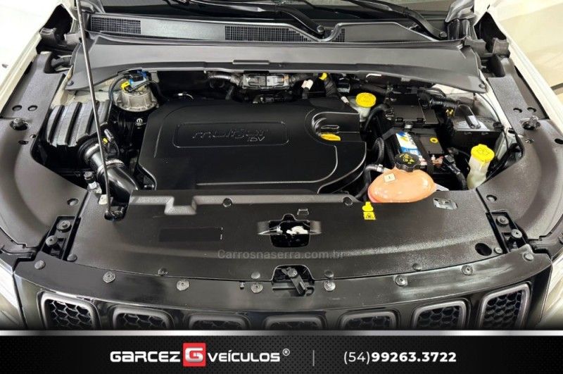JEEP COMPASS 2.0 16V TRAILHAWK 4X4 2017/2018 GARCEZ VEÍCULOS BENTO GONÇALVES / Carros no Vale