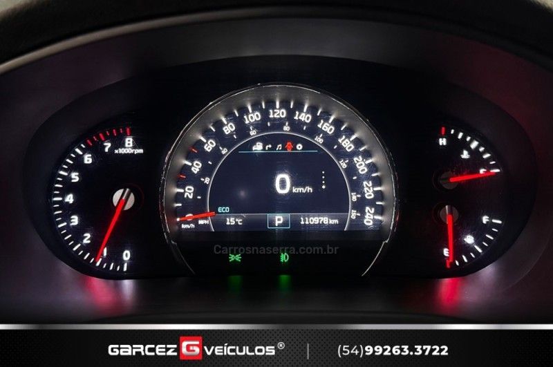 KIA SORENTO 3.3 EX V6 24V 7 LUGARES 2015/2016 GARCEZ VEÍCULOS BENTO GONÇALVES / Carros no Vale