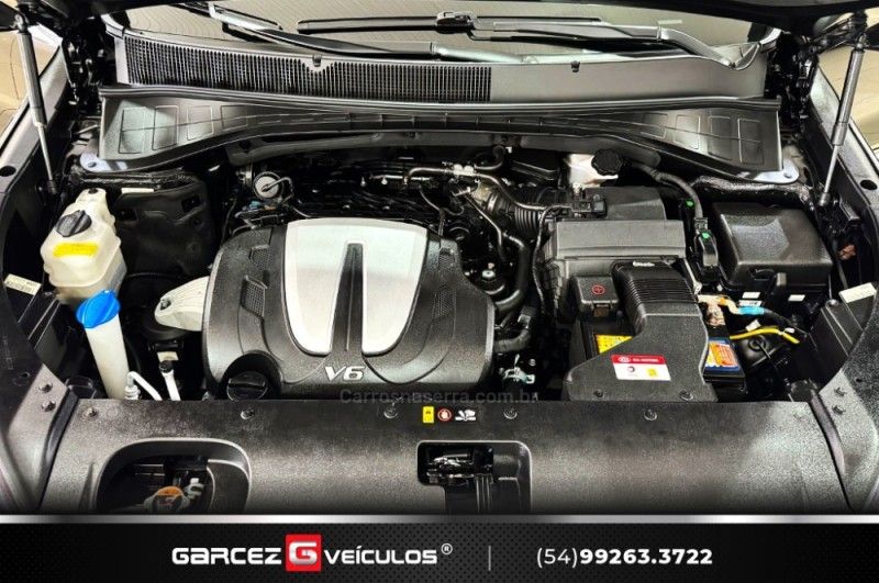 KIA SORENTO 3.3 EX V6 24V 7 LUGARES 2015/2016 GARCEZ VEÍCULOS BENTO GONÇALVES / Carros no Vale