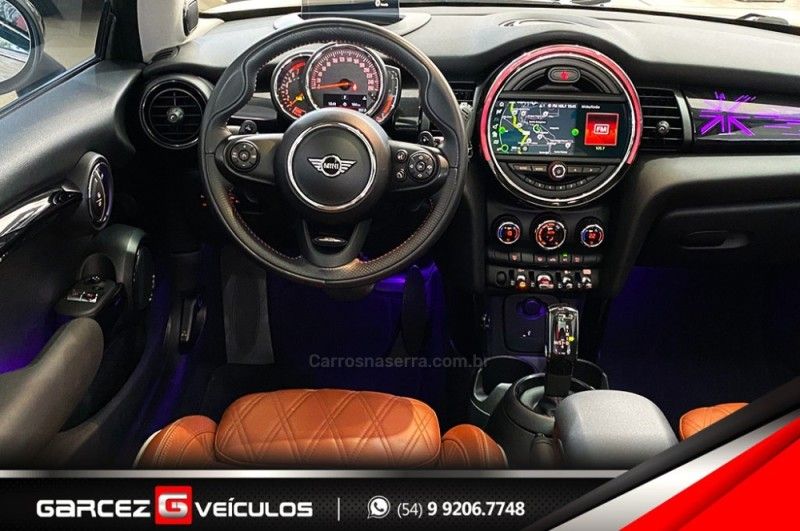 MINI COOPER 2.0 S TOP 16V TURBO 2019/2020 GARCEZ VEÍCULOS BENTO GONÇALVES / Carros no Vale