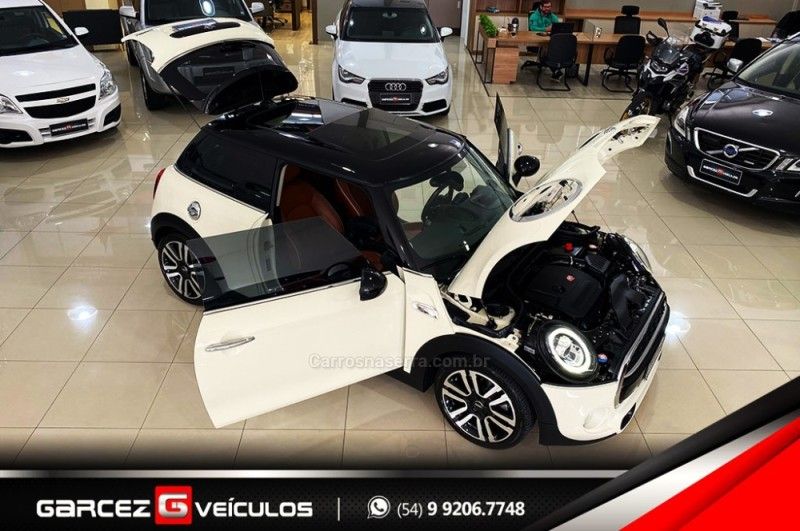 MINI COOPER 2.0 S TOP 16V TURBO 2019/2020 GARCEZ VEÍCULOS BENTO GONÇALVES / Carros no Vale