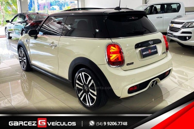 MINI COOPER 2.0 S TOP 16V TURBO 2019/2020 GARCEZ VEÍCULOS BENTO GONÇALVES / Carros no Vale