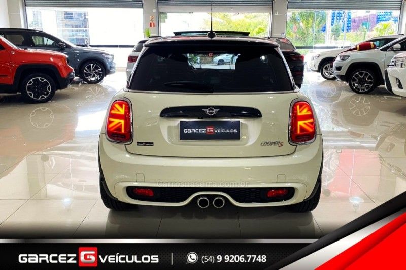MINI COOPER 2.0 S TOP 16V TURBO 2019/2020 GARCEZ VEÍCULOS BENTO GONÇALVES / Carros no Vale