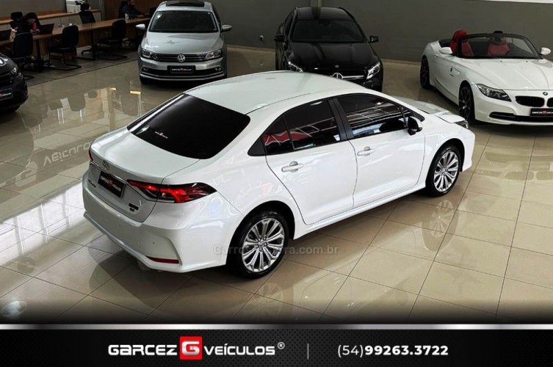 TOYOTA COROLLA 2.0 XEI 16V 2022/2023 GARCEZ VEÍCULOS BENTO GONÇALVES / Carros no Vale