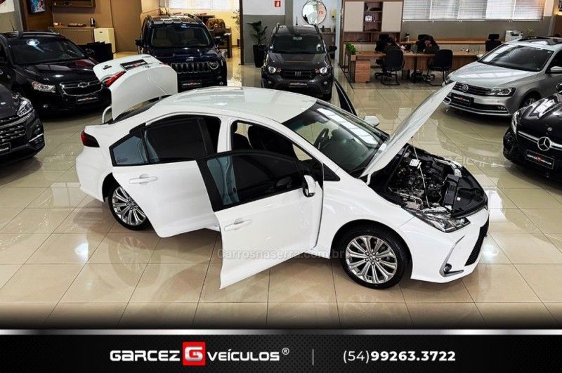 TOYOTA COROLLA 2.0 XEI 16V 2022/2023 GARCEZ VEÍCULOS BENTO GONÇALVES / Carros no Vale
