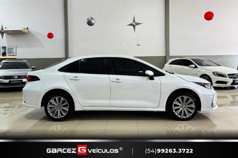 TOYOTA COROLLA 2.0 XEI 16V 2022/2023 GARCEZ VEÍCULOS BENTO GONÇALVES / Carros no Vale