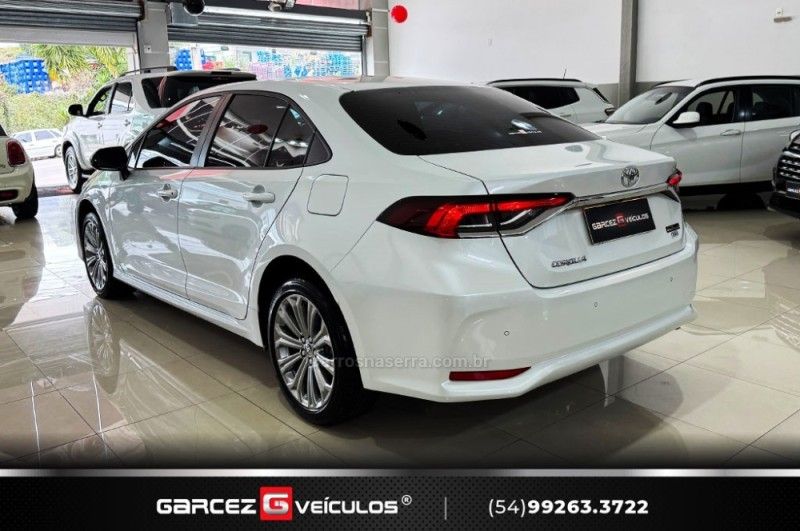 TOYOTA COROLLA 2.0 XEI 16V 2022/2023 GARCEZ VEÍCULOS BENTO GONÇALVES / Carros no Vale