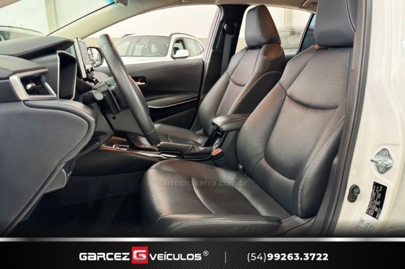 TOYOTA COROLLA 2.0 XEI 16V 2022/2023 GARCEZ VEÍCULOS BENTO GONÇALVES / Carros no Vale