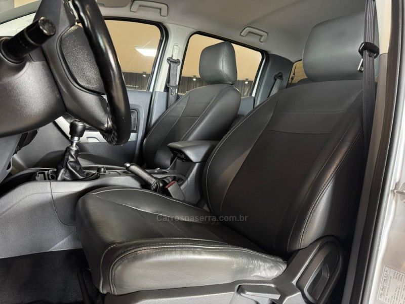 FORD RANGER 3.2 XLT 4X4 CD 20V 2013/2014 GRIFFCAR MULTIMARCAS DOIS IRMÃOS / Carros no Vale