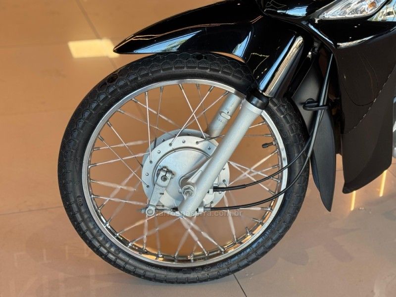 Honda Motos BIZ 125 ES 2009/2010 GRIFFCAR MULTIMARCAS DOIS IRMÃOS / Carros no Vale