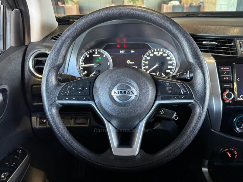 NISSAN FRONTIER 2.3 ATTACK 4X4 CD BI-TURBO 2022/2023 GRIFFCAR MULTIMARCAS DOIS IRMÃOS / Carros no Vale