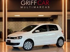 VOLKSWAGEN FOX 1.6 MI ITREND 8V 2012/2013 GRIFFCAR MULTIMARCAS DOIS IRMÃOS / Carros no Vale