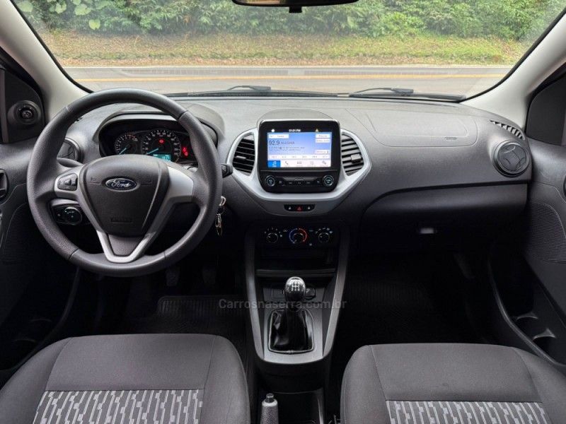 FORD KA 1.5 SE PLUS 12V 2020/2021 KASPER VEÍCULOS DOIS IRMÃOS / Carros no Vale