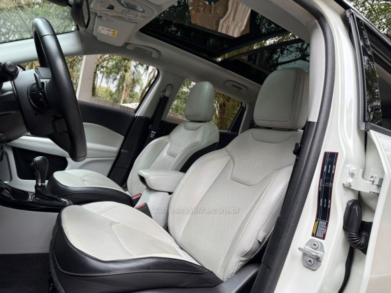 JEEP COMPASS 2.0 16V LIMITED 4X4 2021/2021 KASPER VEÍCULOS DOIS IRMÃOS / Carros no Vale