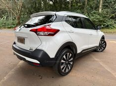 NISSAN KICKS 1.6 16V SV XTRONIC 2018/2018 KASPER VEÍCULOS DOIS IRMÃOS / Carros no Vale