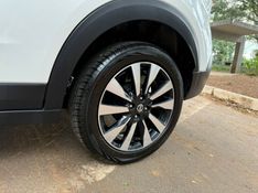 NISSAN KICKS 1.6 16V SV XTRONIC 2018/2018 KASPER VEÍCULOS DOIS IRMÃOS / Carros no Vale